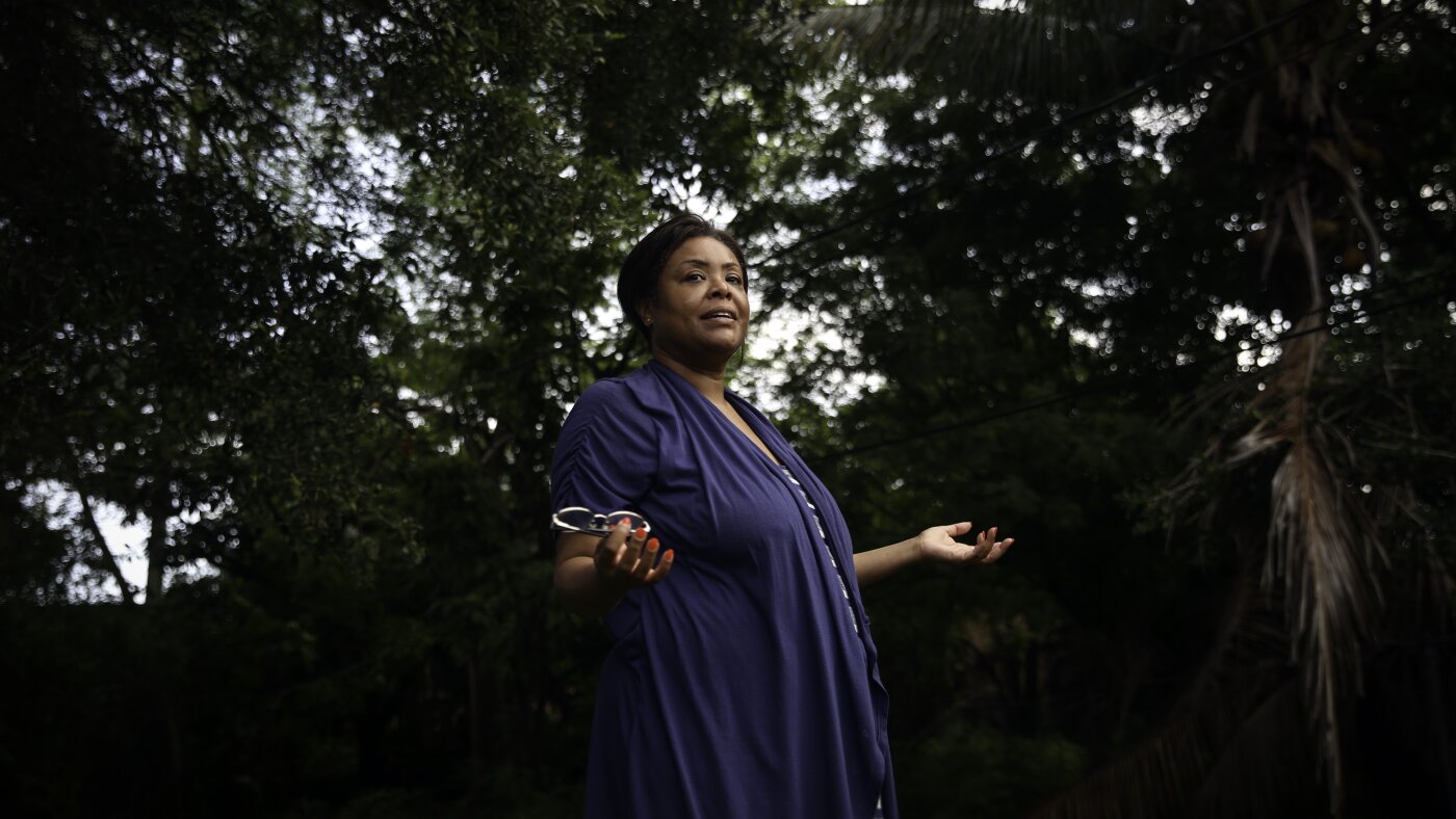 You are currently viewing Haitian TPS holders in South Florida brace for end of their legal status : NPR