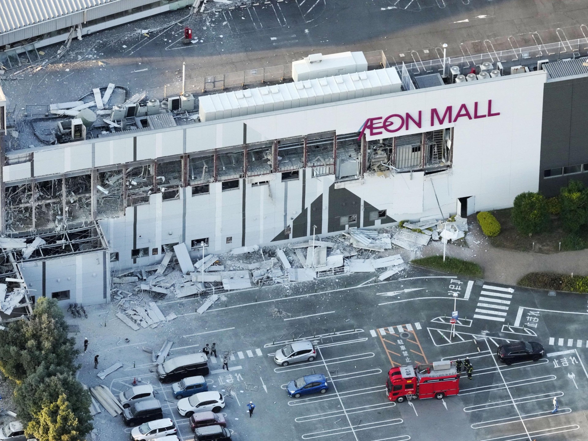 You are currently viewing ‘Like volcanic ash falling’: Inside Aeon mall after Japan’s earthquake
