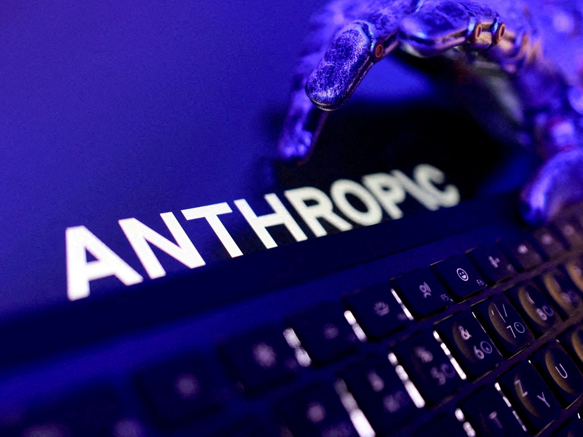 You are currently viewing After OpenAI disclosure, Anthropic says Claude also hacked outside systems