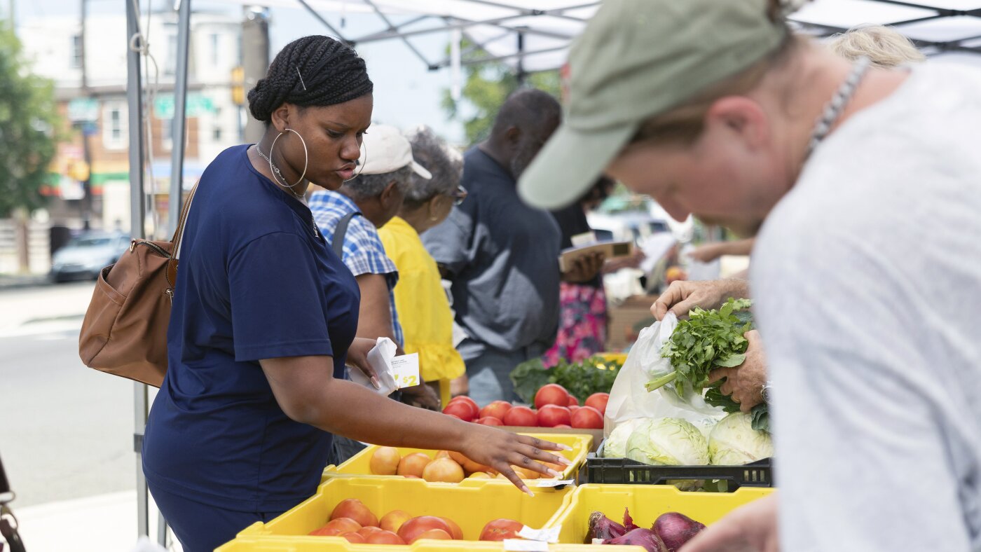 Read more about the article Trump administration cuts landmark nutrition education program : NPR