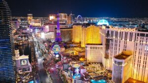 Read more about the article Las Vegas Strip buffets drop to only 4 as luxury dining takes over