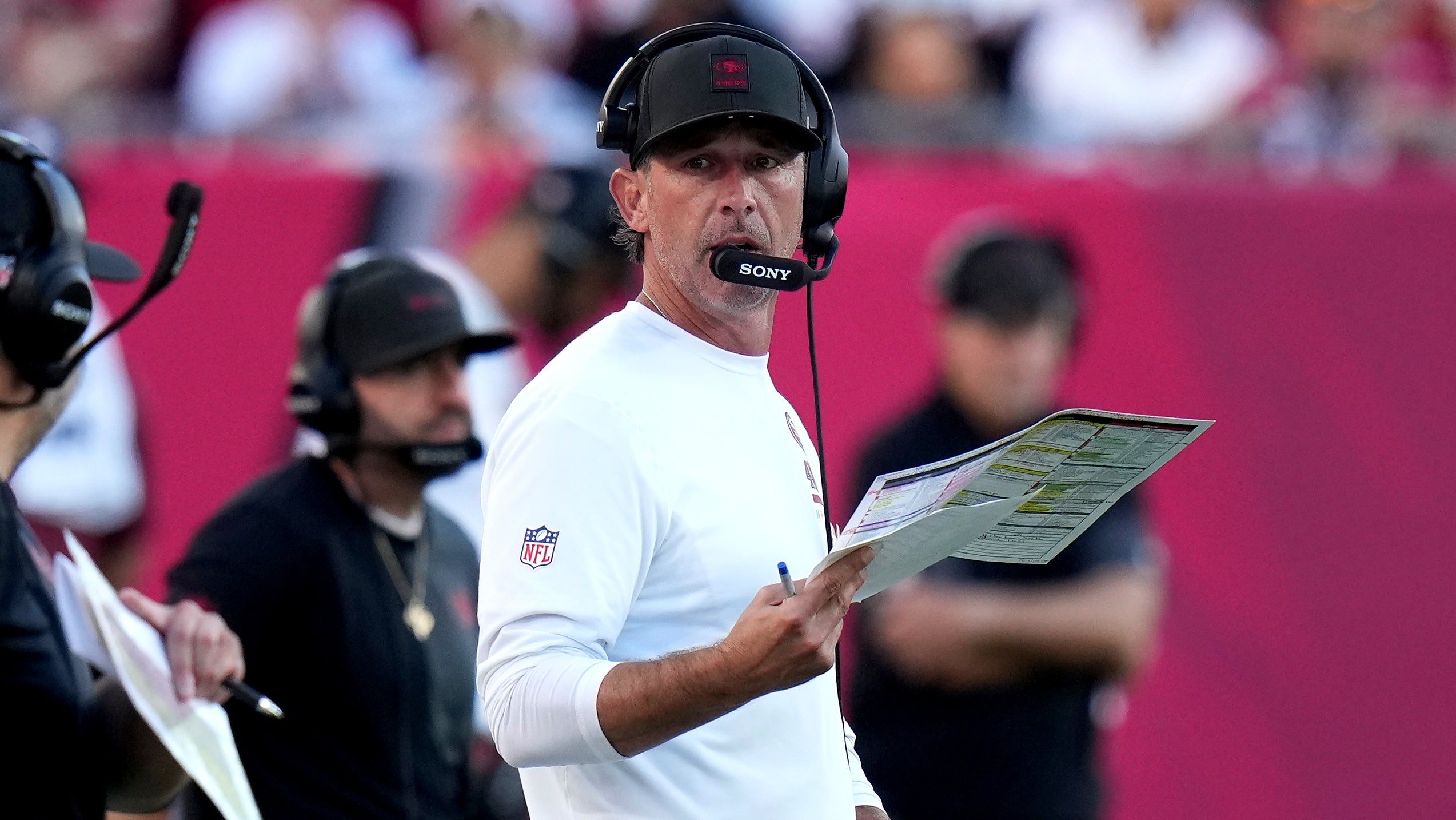 Read more about the article 49ers’ Kyle Shanahan suffers significant injuries in car wreck