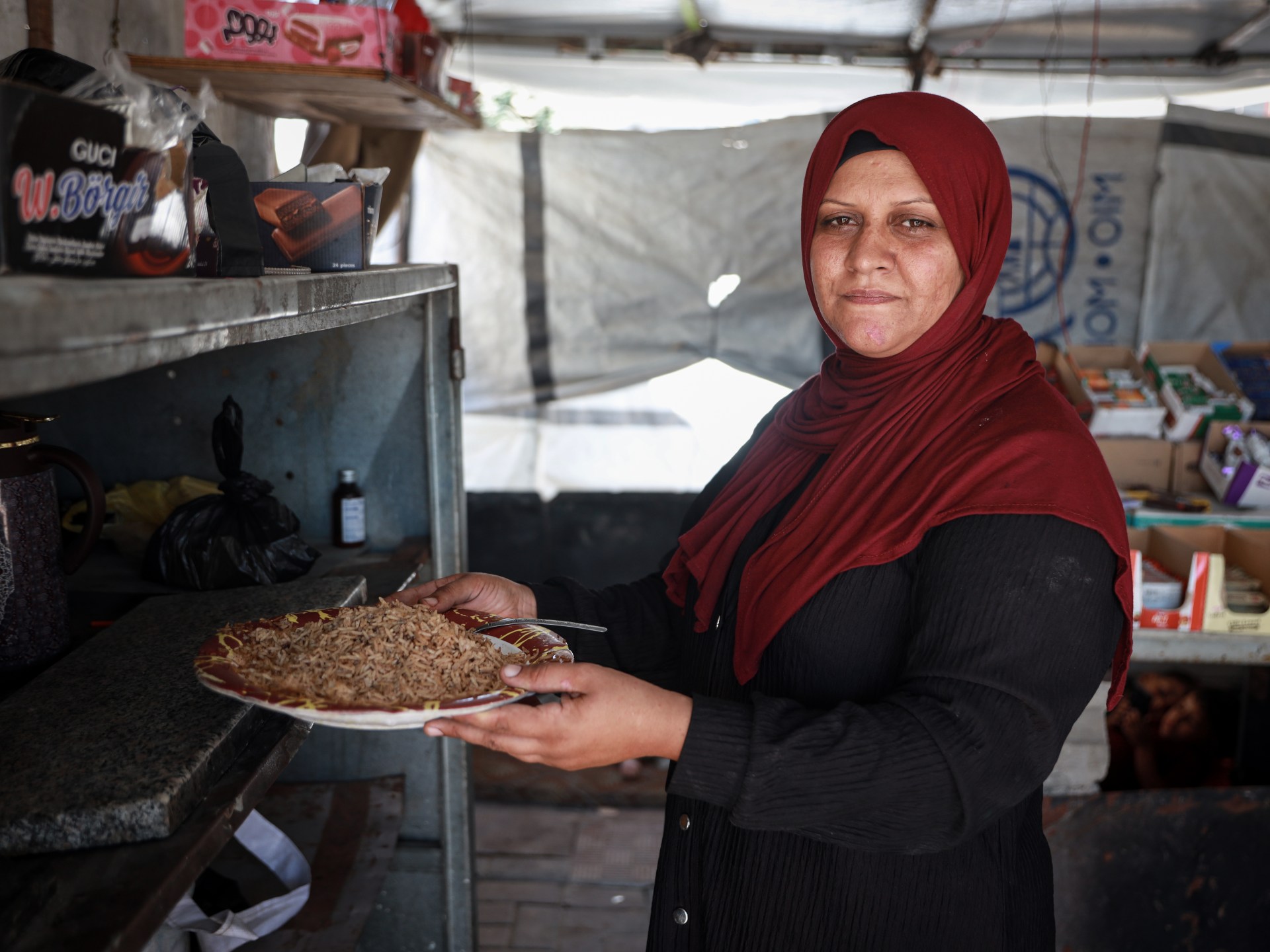 You are currently viewing Life without refrigerators: Gaza residents fight heat and food spoilage