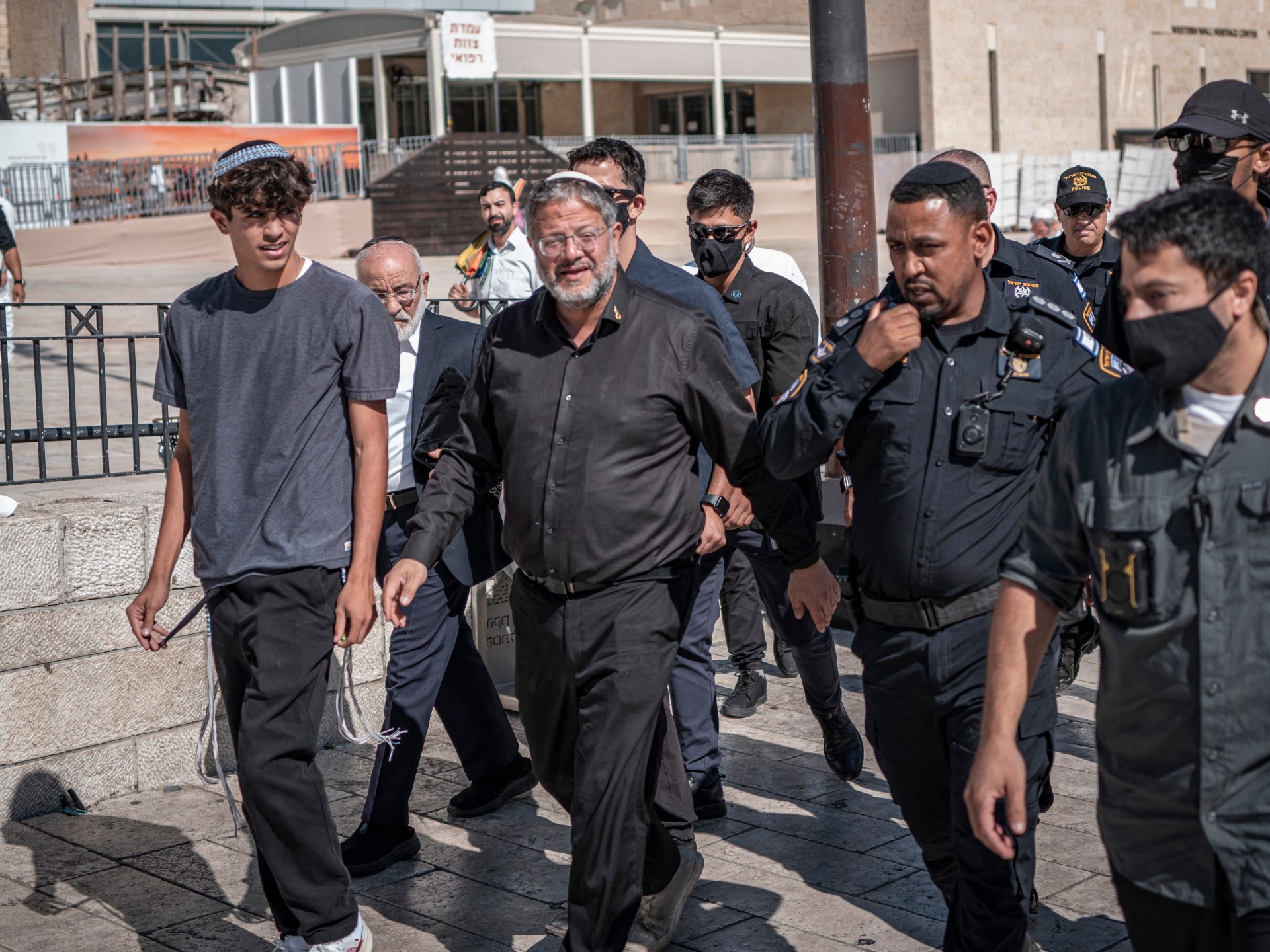 Read more about the article More than 2,300 Israelis storm Al-Aqsa Mosque in Jerusalem