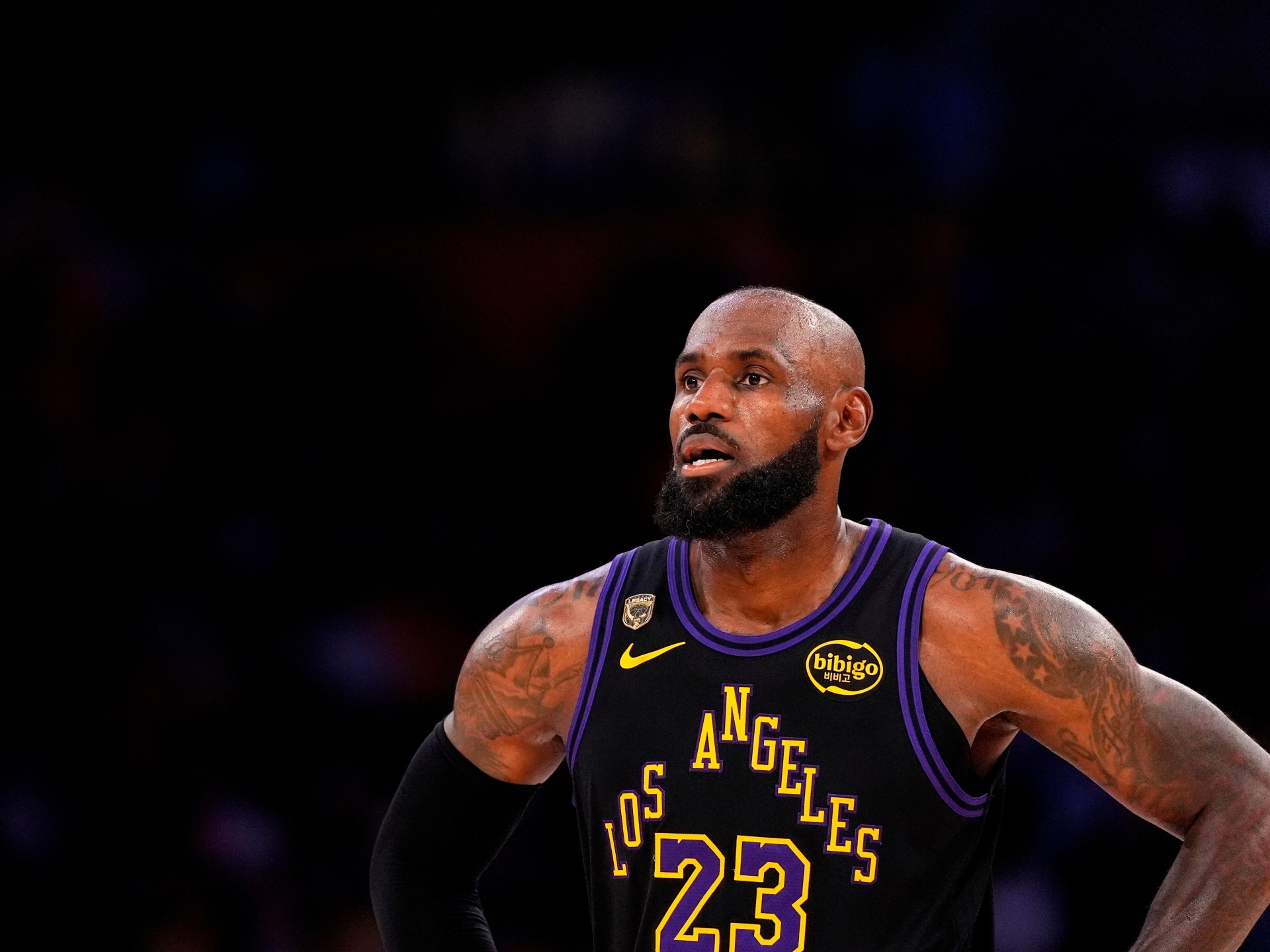 You are currently viewing LeBron James is heading to the Philadelphia 76ers from Los Angeles Lakers