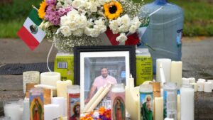 Read more about the article Sons of immigrant killed by ICE in Texas share grief, demand accountability