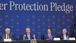 Read more about the article Trump expands voluntary pledge to blunt AI-driven utility bill surges