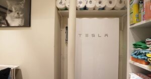 Read more about the article Tesla offers discounted home batteries in New England…