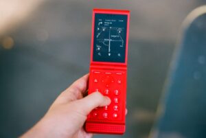 Read more about the article Light made a flip phone. It’s colorful and it’s cheap.