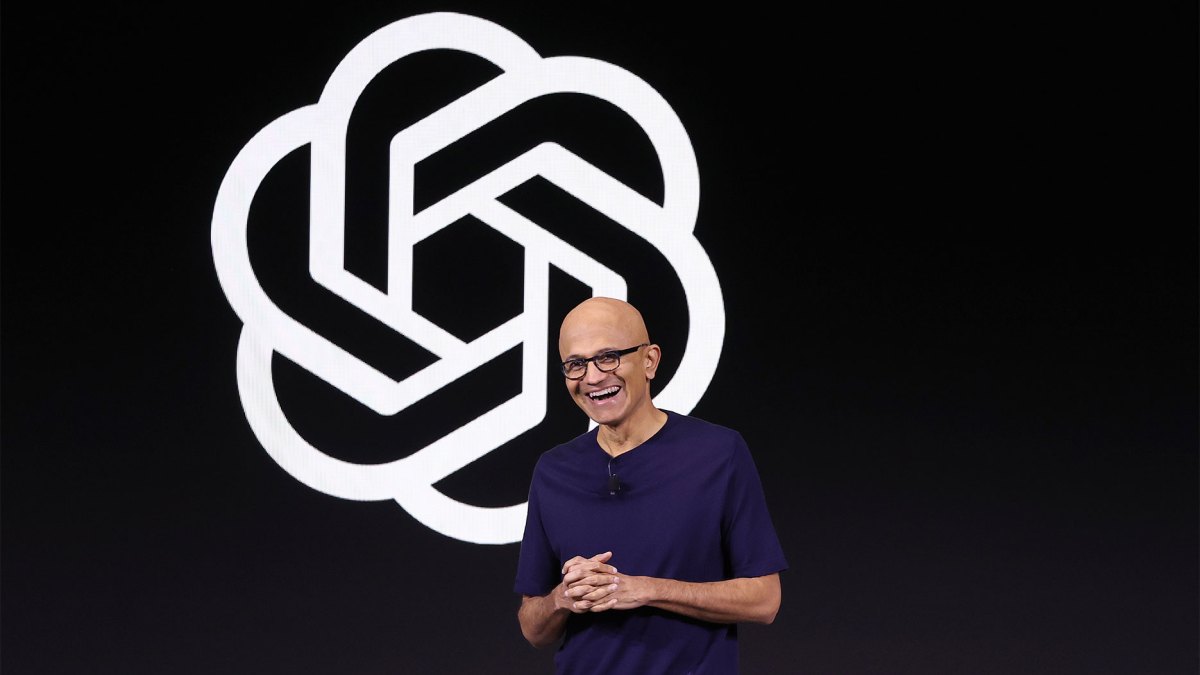 You are currently viewing Satya Nadella says companies that trust one AI for everything may not survive