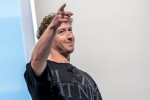 Read more about the article Meta says AI is making it easier to build new apps — and more are coming