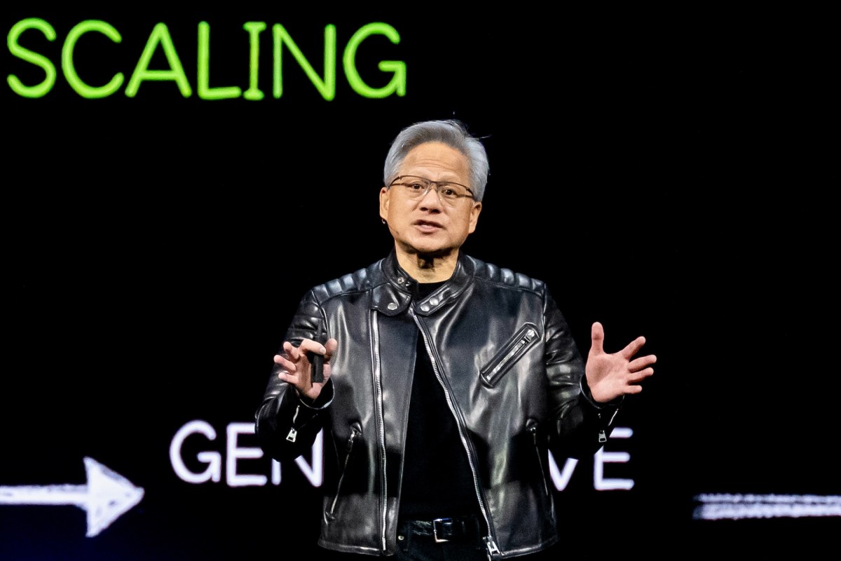 Read more about the article As US weighs response to Chinese AI, industry urges against broad open-weight restrictions
