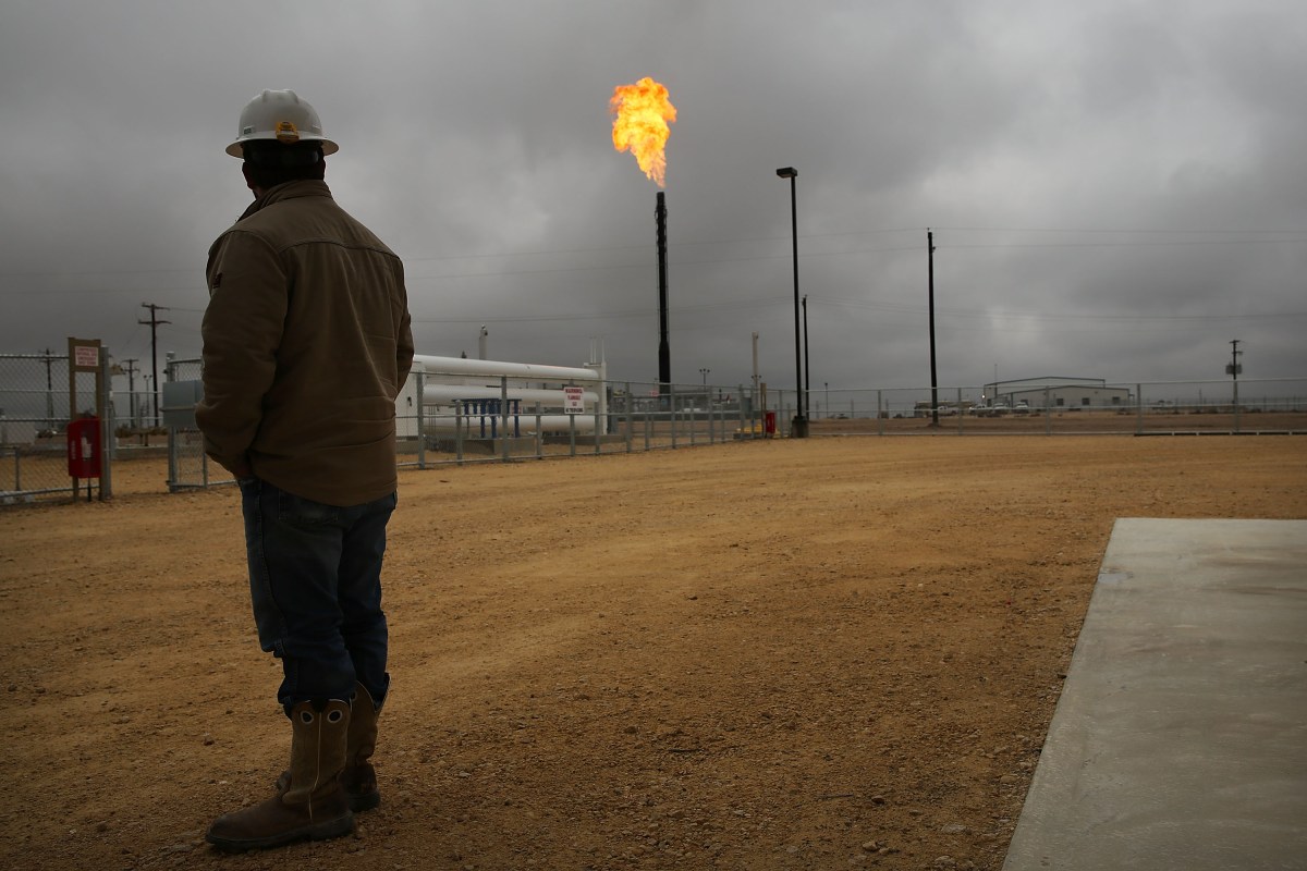 Read more about the article Meta drops out of a major clean energy pact as its natural gas buildout accelerates