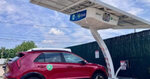 Read more about the article Solar-powered EV carshare pilot launches in…
