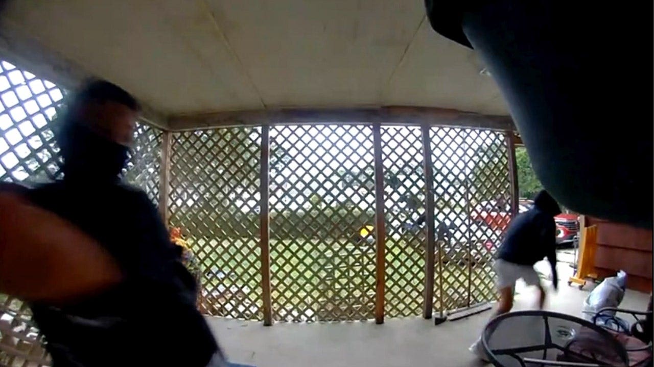 You are currently viewing Gilgo Beach killer Rex Heuermann’s Massapequa home targeted by duo