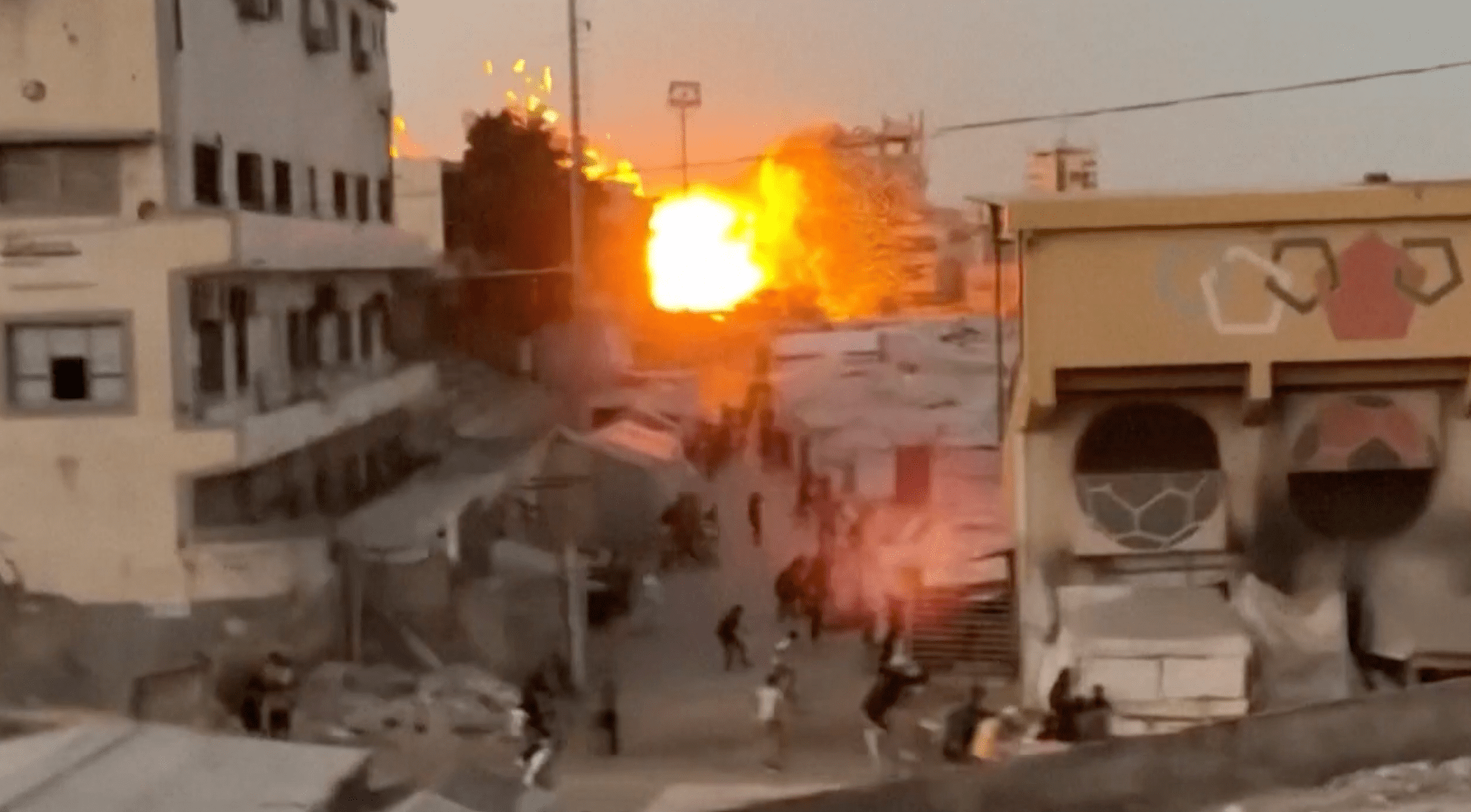You are currently viewing Israeli airstrike destroys Gaza City mosque near displacement camp | Newsfeed