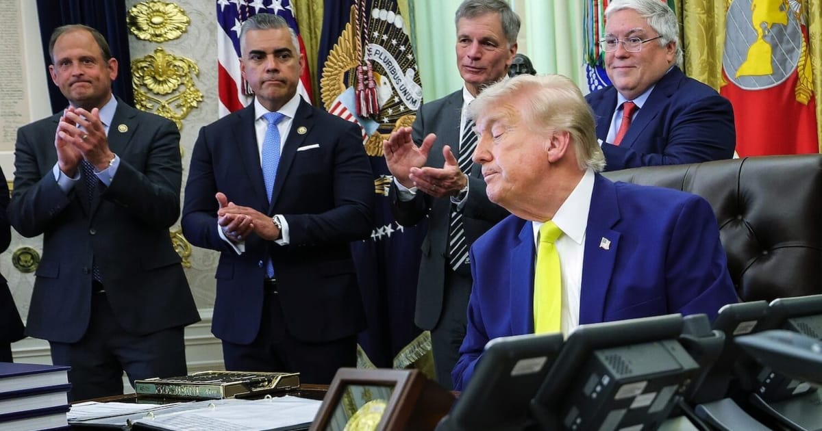 You are currently viewing The coal industry gave Trump a wish list. He’s…