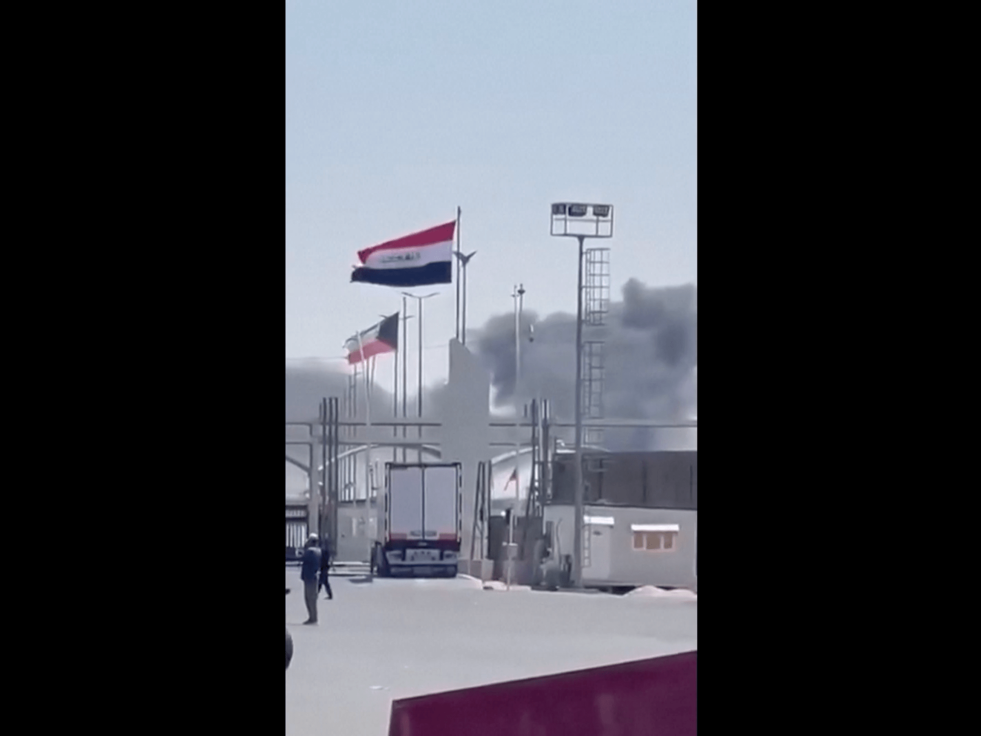 Read more about the article Kuwait-Iraq border crossing hit in drone attack | US-Israel war on Iran