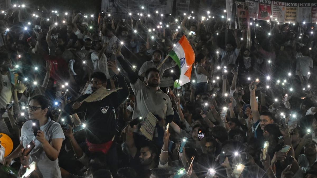 Read more about the article Thousands gather at Jantar Mantar ahead of CJP’s march to Parliament
