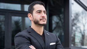 Read more about the article Apple News, Google News hid El-Sayed criticisms, MRC study claims