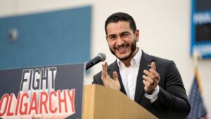 Read more about the article Michigan Senate candidate El-Sayed sidesteps Tapper on Dearborn remarks