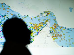 Read more about the article Iran and Oman exchange proposals to manage Strait of Hormuz