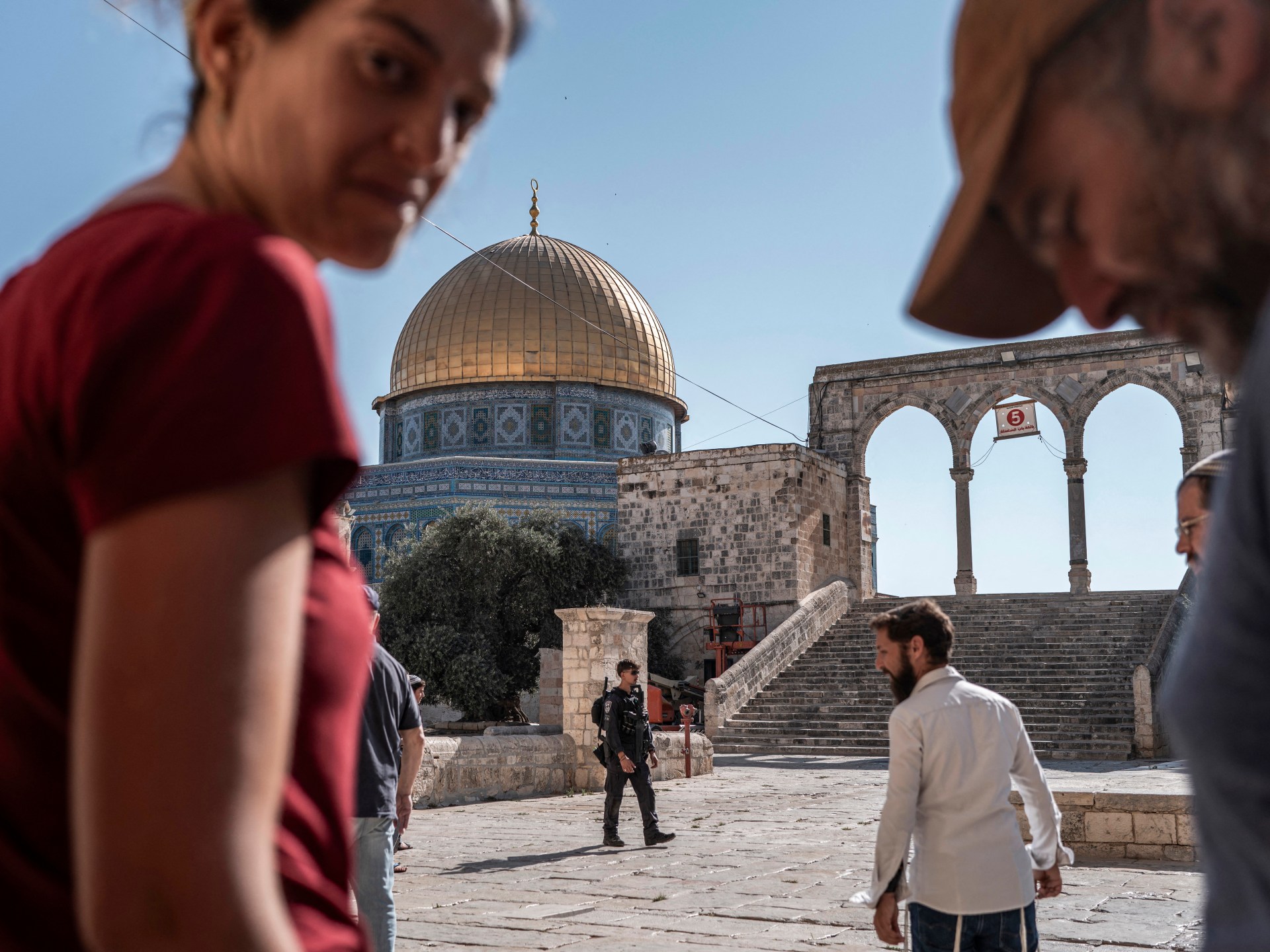 Read more about the article Arab and Muslim countries condemn Israeli storming of Al-Aqsa Mosque