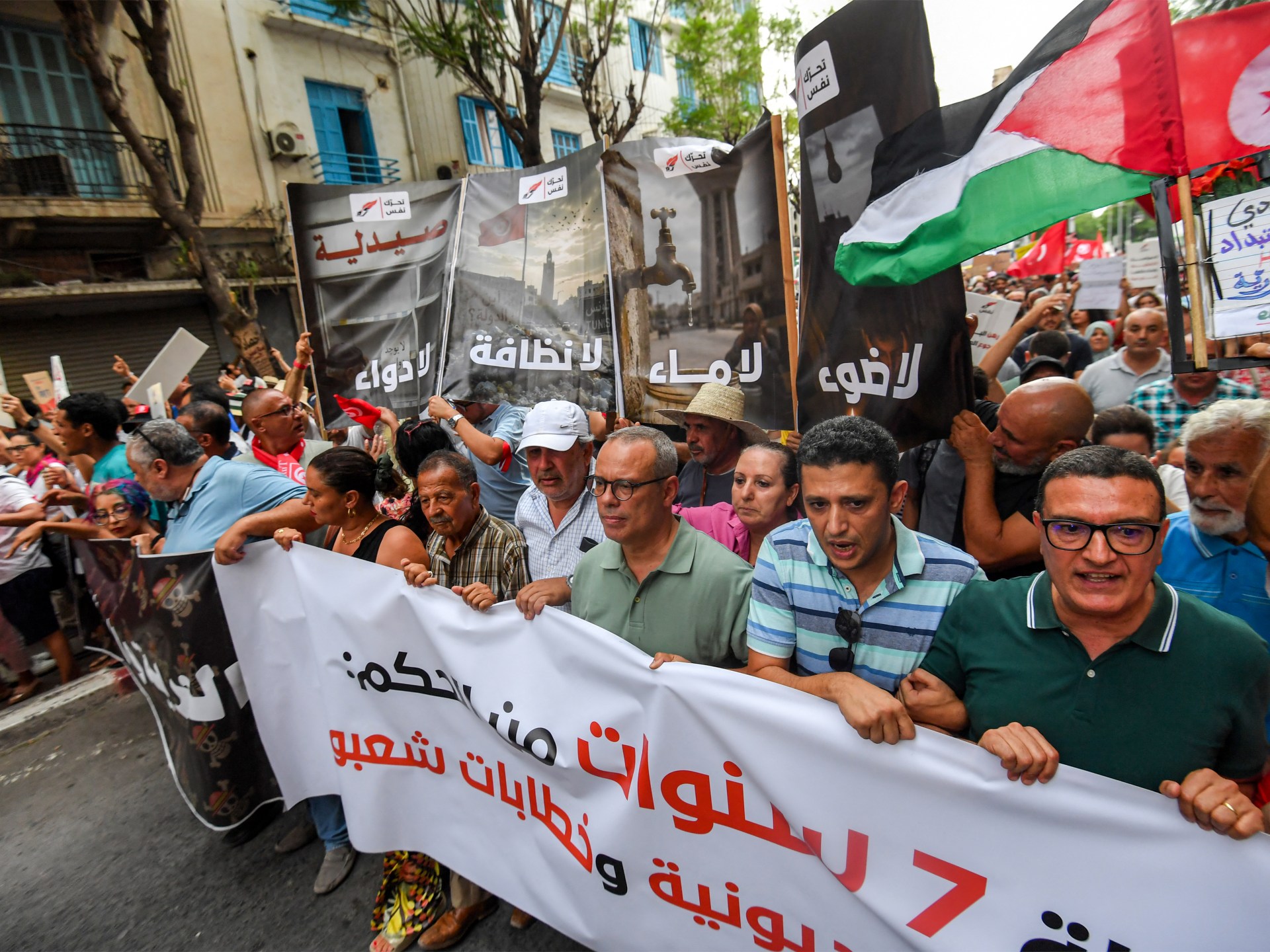 You are currently viewing Tunisia grapples with five years of crisis since Saied’s power grab