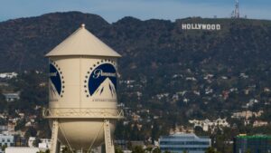 Read more about the article Paramount says its Warner Bros. Discovery acquisition is on hold : NPR