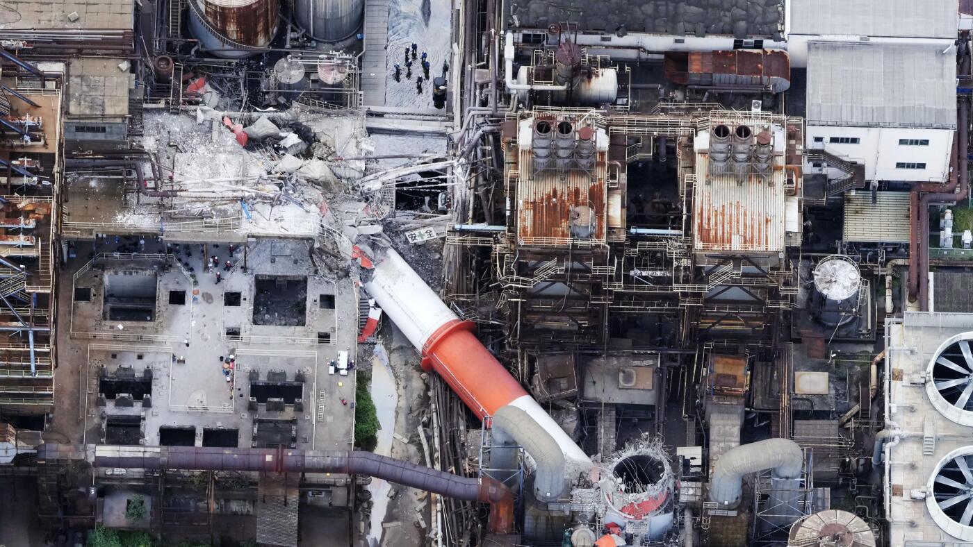 You are currently viewing Rescuers search for the missing after Japan earthquake : NPR