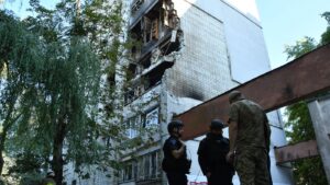 Read more about the article Russian strikes across Ukraine kill 8 civilians, wound dozens : NPR