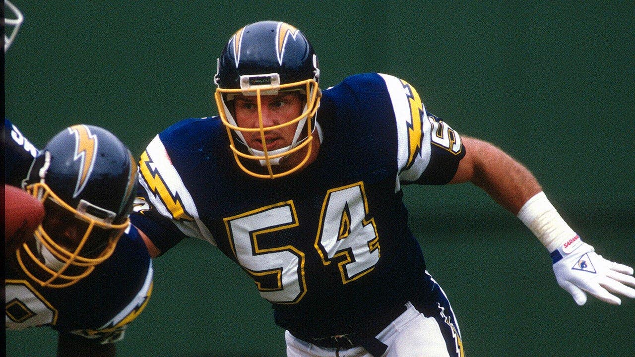 You are currently viewing Former San Diego Chargers LB Billy Ray Smith dies from CTE dementia