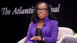 Read more about the article Ketanji Brown Jackson agrees with Michelle Obama on college diversity
