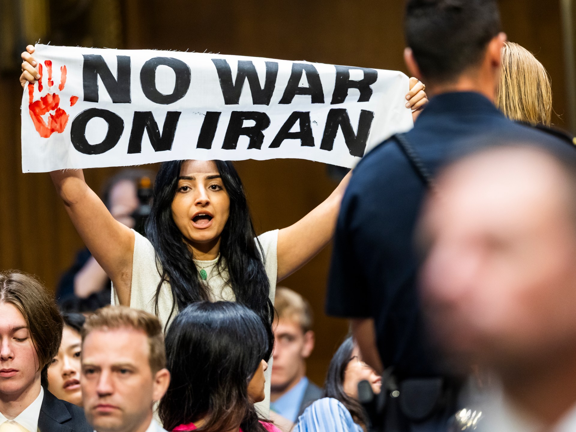 You are currently viewing US House votes to limit Iran war for first time since ceasefire breakdown