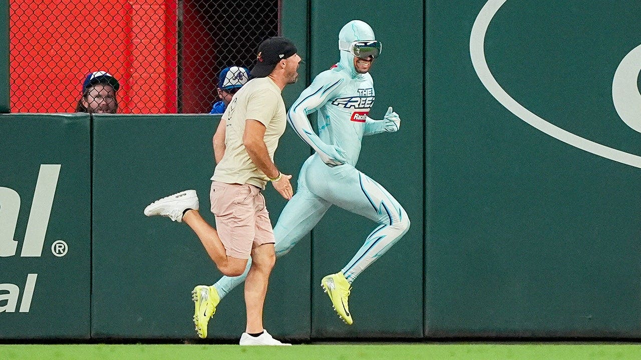 You are currently viewing Braves fan tries to taunt The Freeze only for it go awry spectacularly