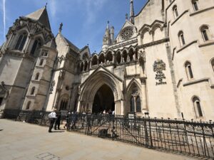 Read more about the article British court dismisses Bahrain’s bid to block activists’ spyware lawsuit