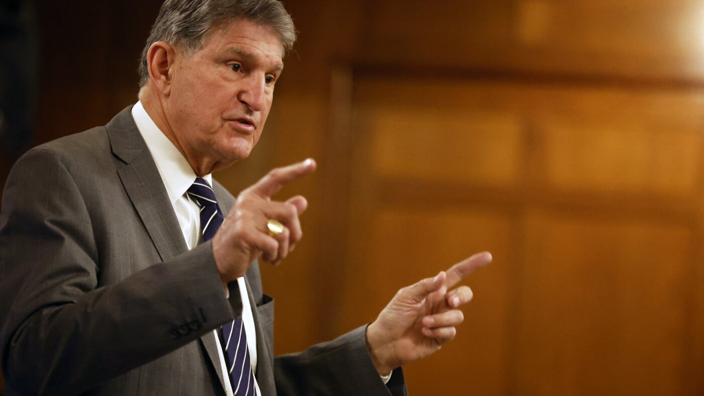 You are currently viewing Inside Joe Manchin’s new quest to elect more Independents to Congress : NPR