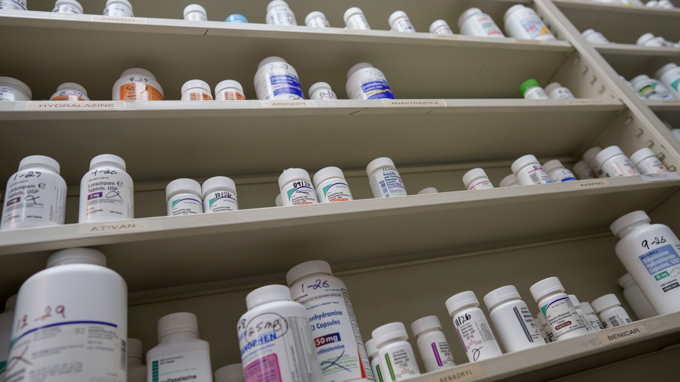 You are currently viewing An end to Medicare Part D subsidies could raise premiums next year : NPR