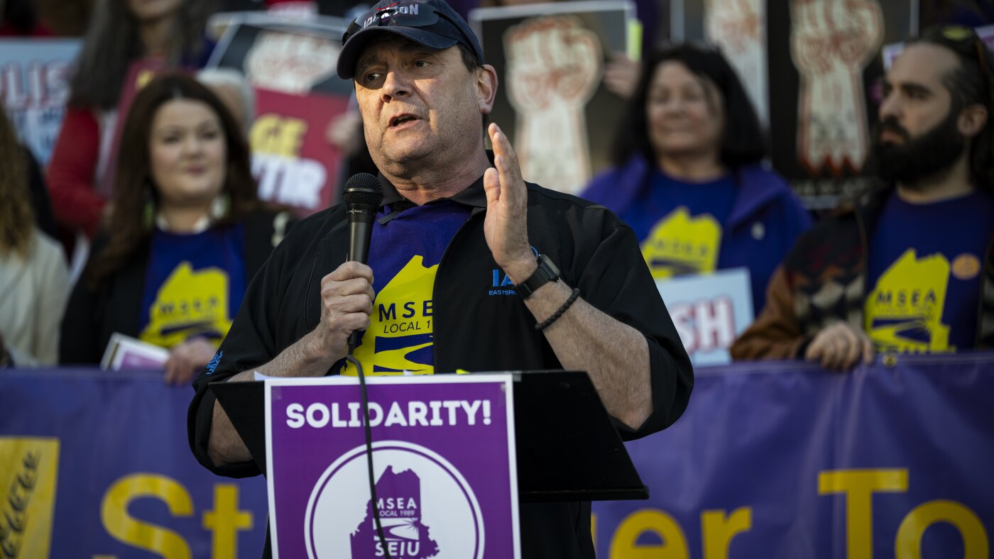 You are currently viewing Democrats in Maine gather to replace Graham Platner in the race against Susan Collins : NPR