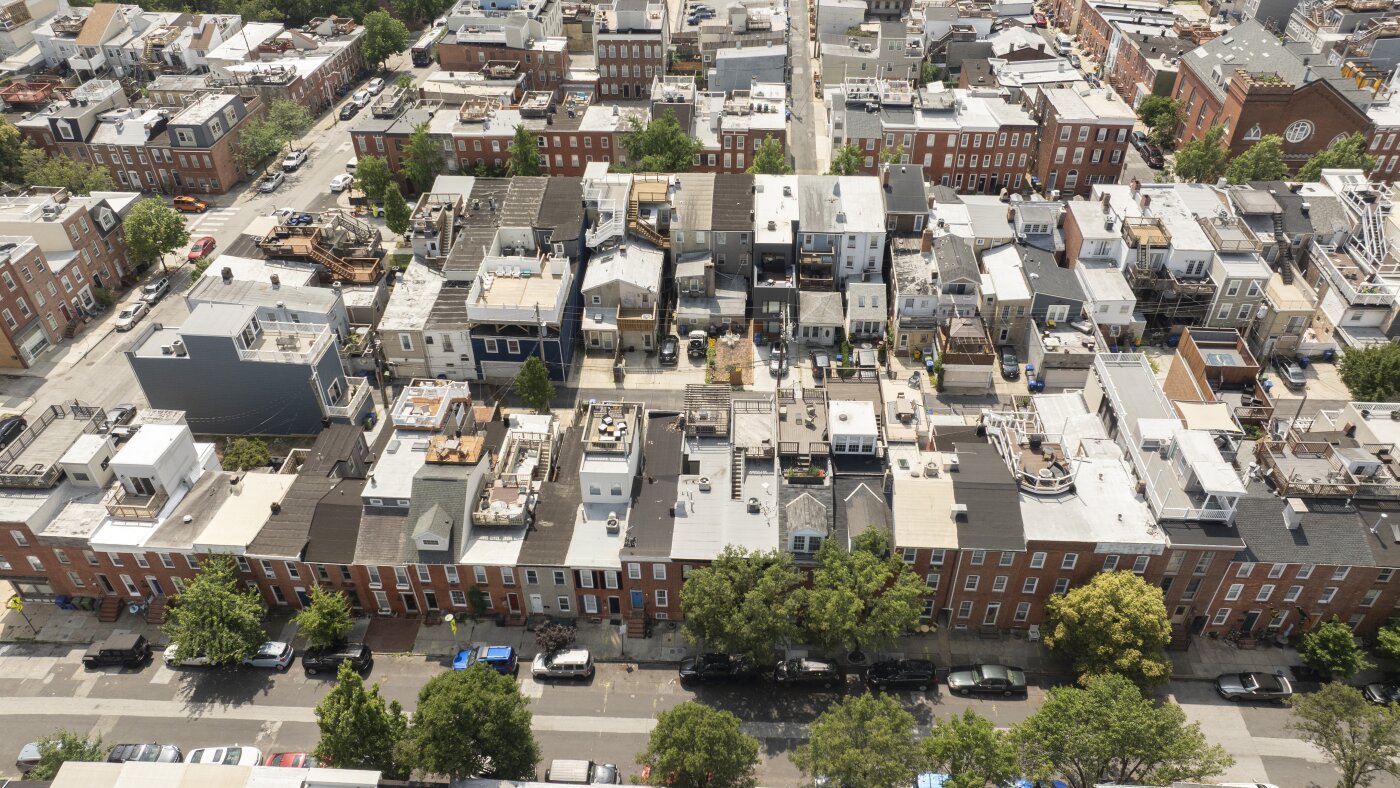 You are currently viewing Baltimore will turn 911 into more than just an emergency number : NPR