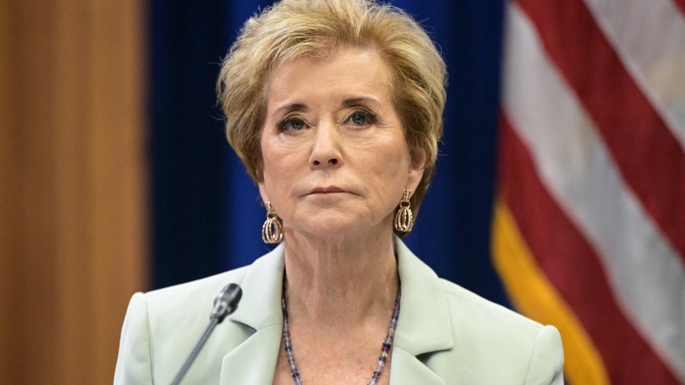 You are currently viewing The student loans of 450k defrauded borrowers are being erased : NPR