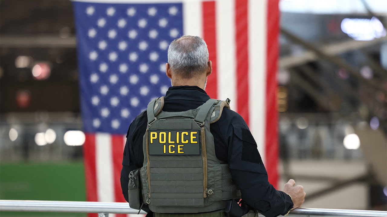 You are currently viewing ICE to begin operation targeting 300K+ Haitian migrants losing TPS status