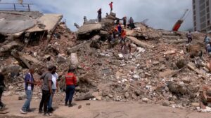 Read more about the article Desperate families search rubble weeks after Venezuela earthquakes | Earthquakes