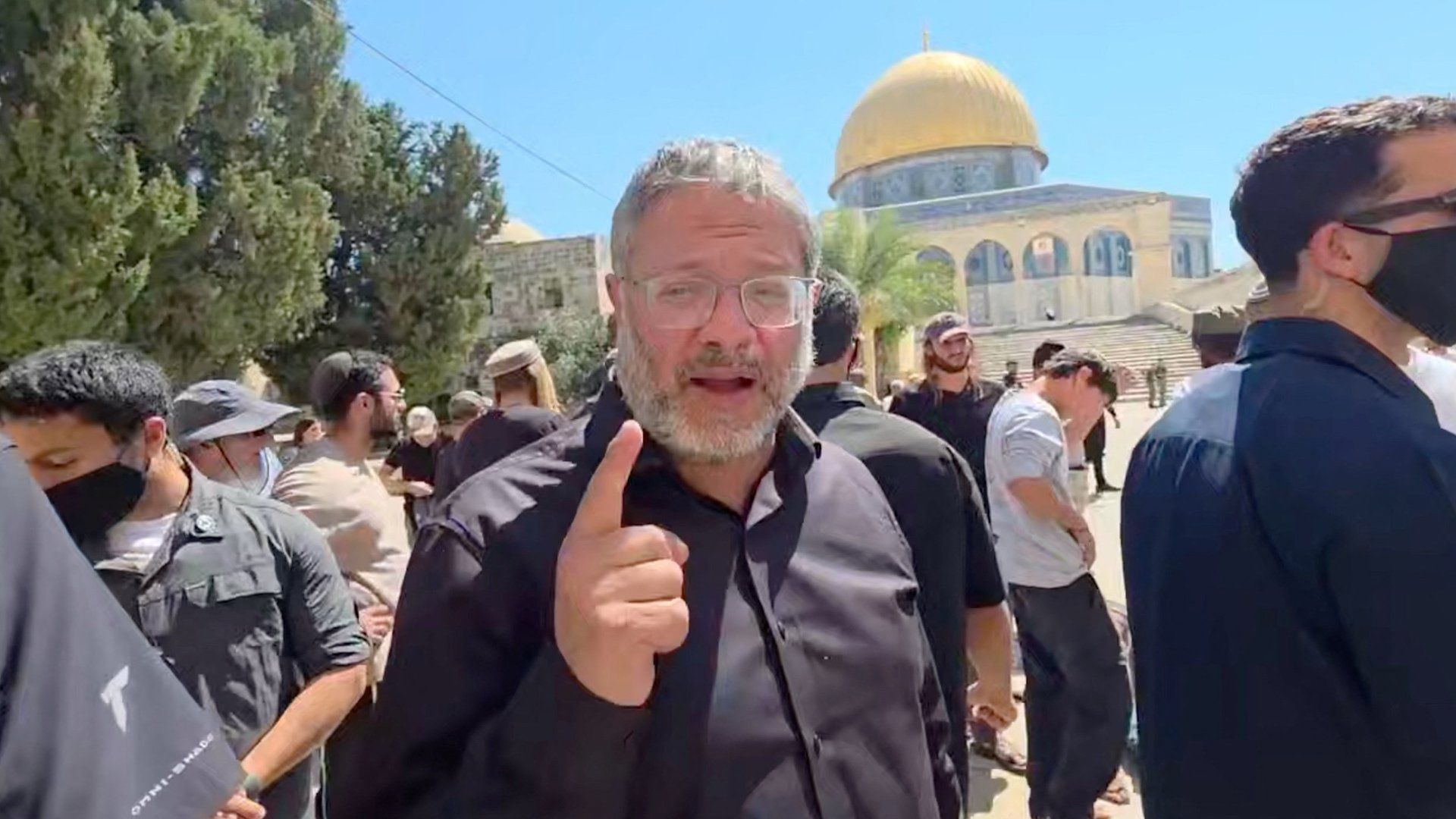 Read more about the article Right-wing Israeli groups storm Al-Aqsa as Palestinians barred from worship | Israel-Palestine conflict News