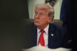 Read more about the article Trump threatens Iran strikes after attack on US base in Jordan | Donald Trump News
