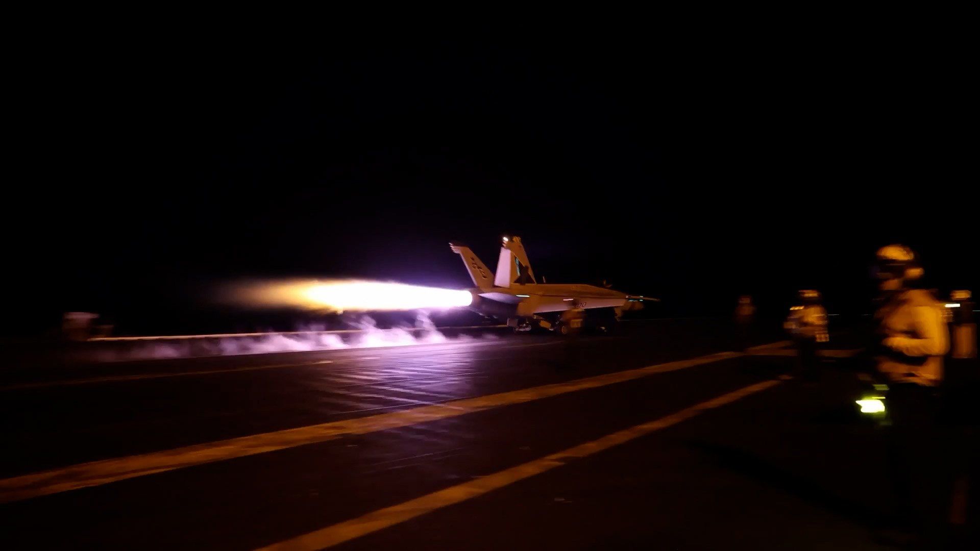 You are currently viewing US launches ‘powerful’ strikes on Iran after Jordan attack | US-Israel war on Iran