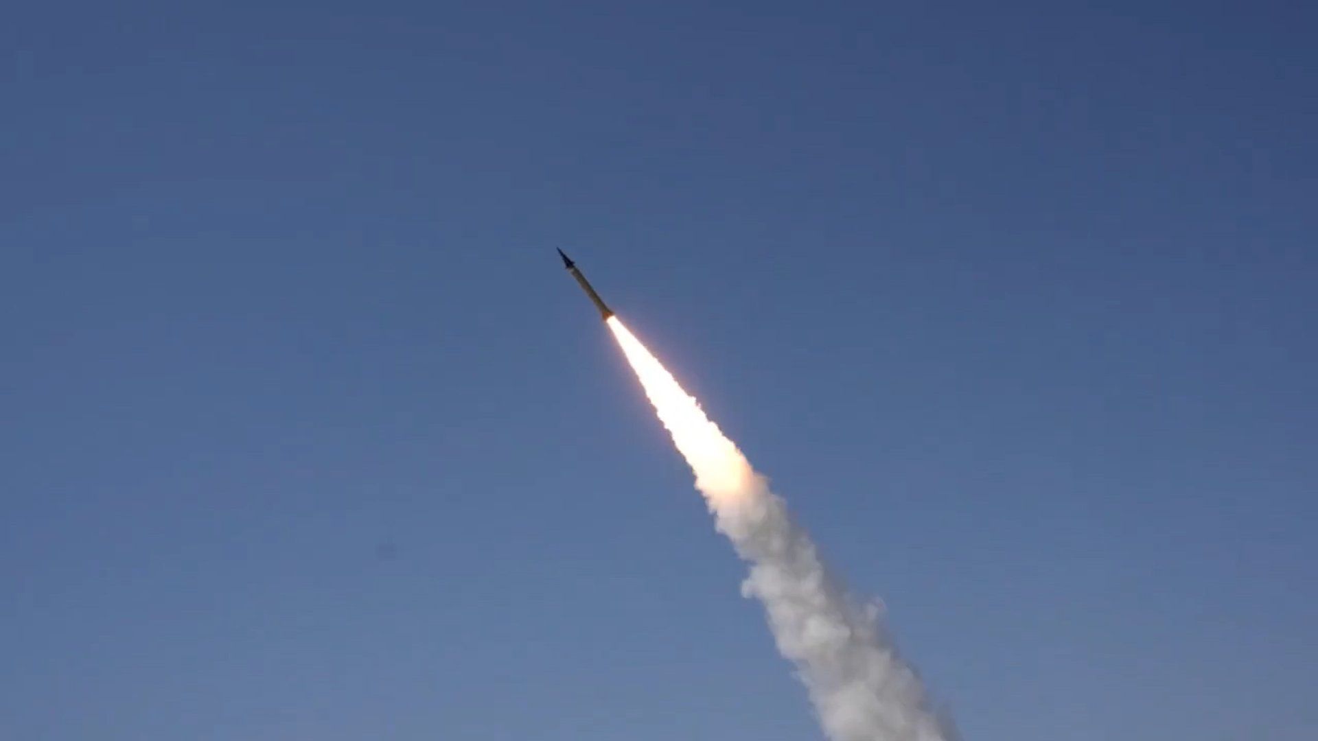 You are currently viewing IRGC video of retaliatory strikes on US targets in Jordan | US-Israel war on Iran