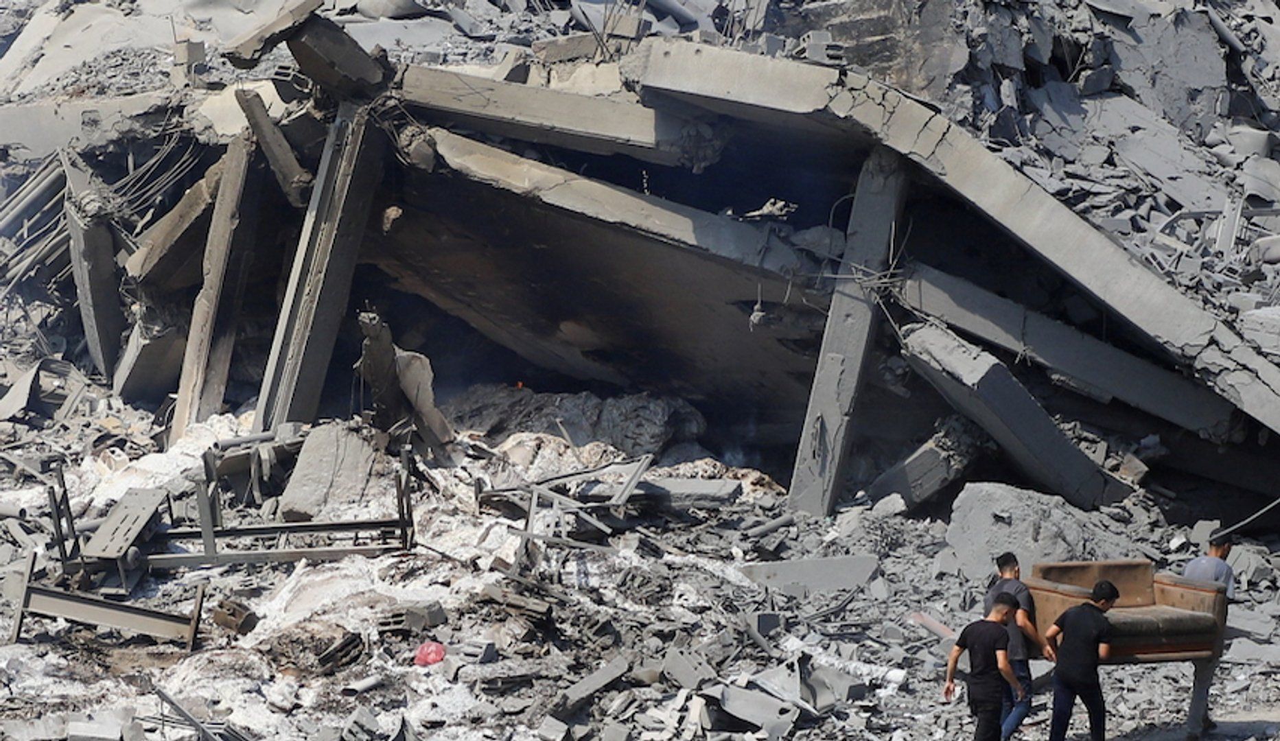 You are currently viewing Iran war live: Trump says Hamas to disarm, Israel to leave Gaza gradually | US-Israel war on Iran News