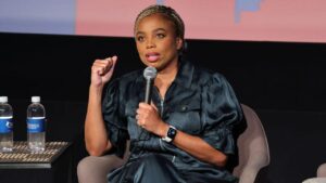 Read more about the article Tomi Lahren defends OutKick’s ESPN scoop, torches Jemele Hill, backs Sophie Cunningham