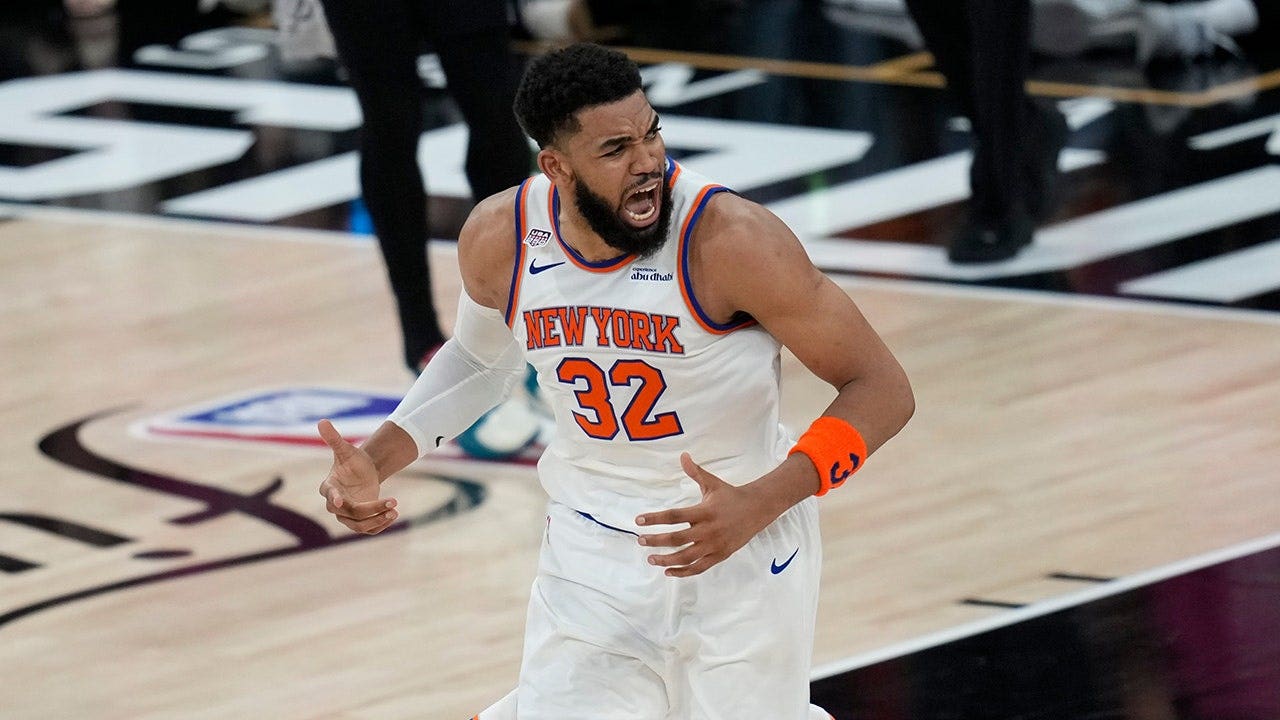 You are currently viewing Knicks star Karl Anthony-Towns reportedly attends Jewish fundraiser as other NBA players take opposite stand
